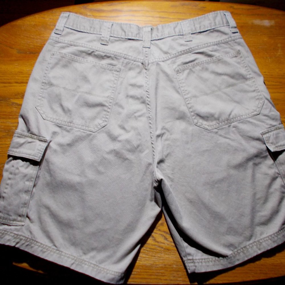 Wrangler Authentic Men's Cargo Outdoor Shorts Size 36 Color British Khaki NWOT - Picture 5 of 15
